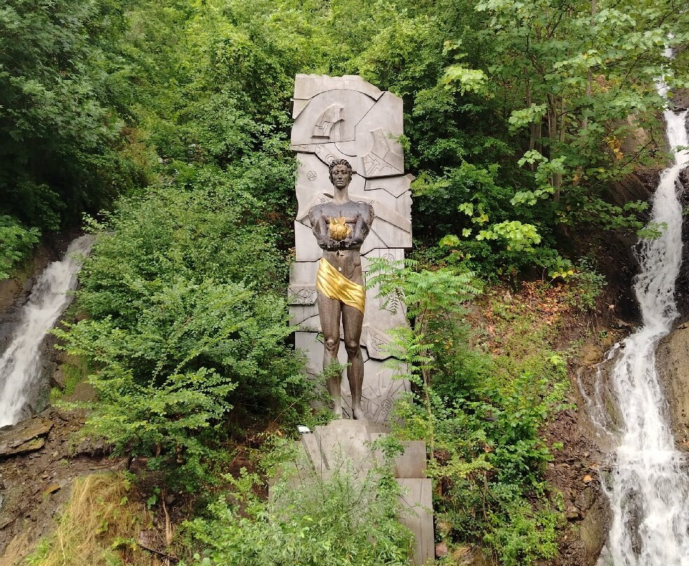 Borjomi Sulfur Pools-Borjomi必去景点