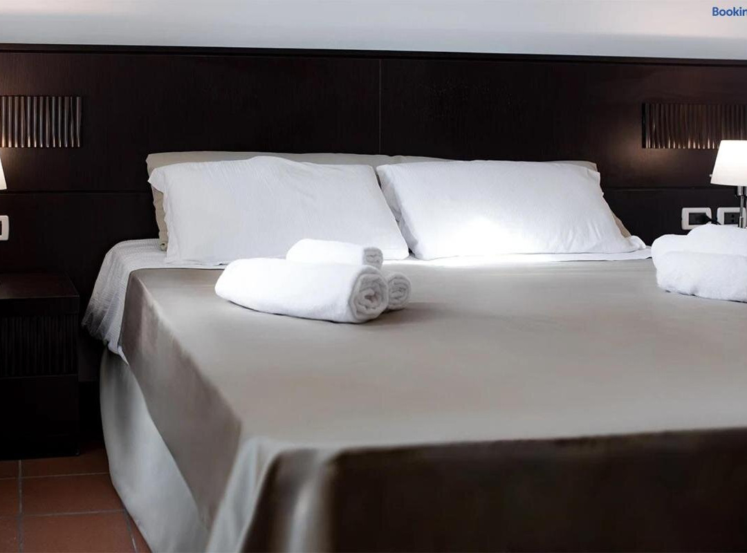MC Hotel