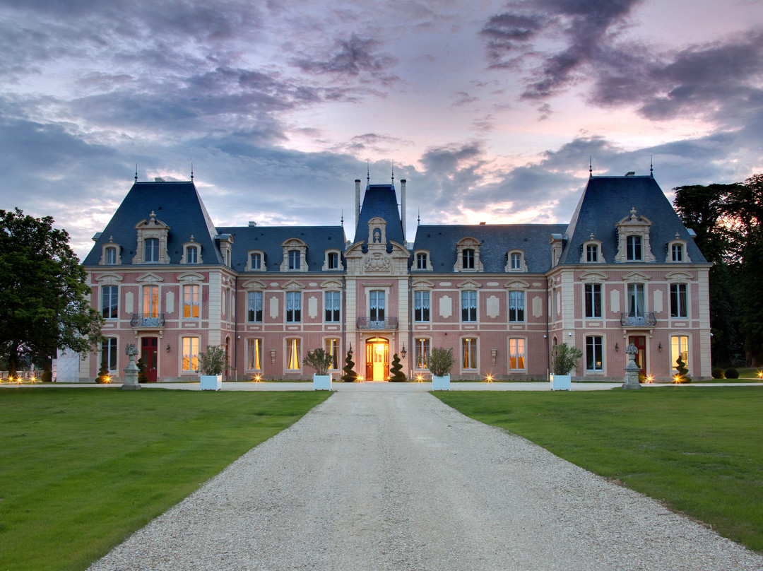 Alexandra Palace - Younan Collection主图