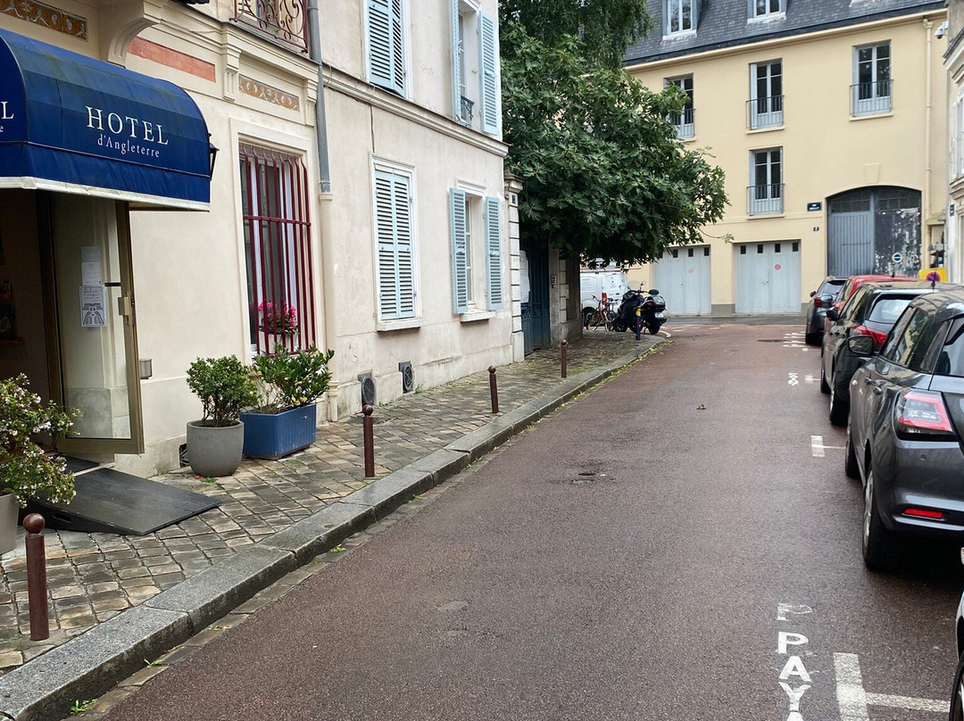 德安勒特酒店主图