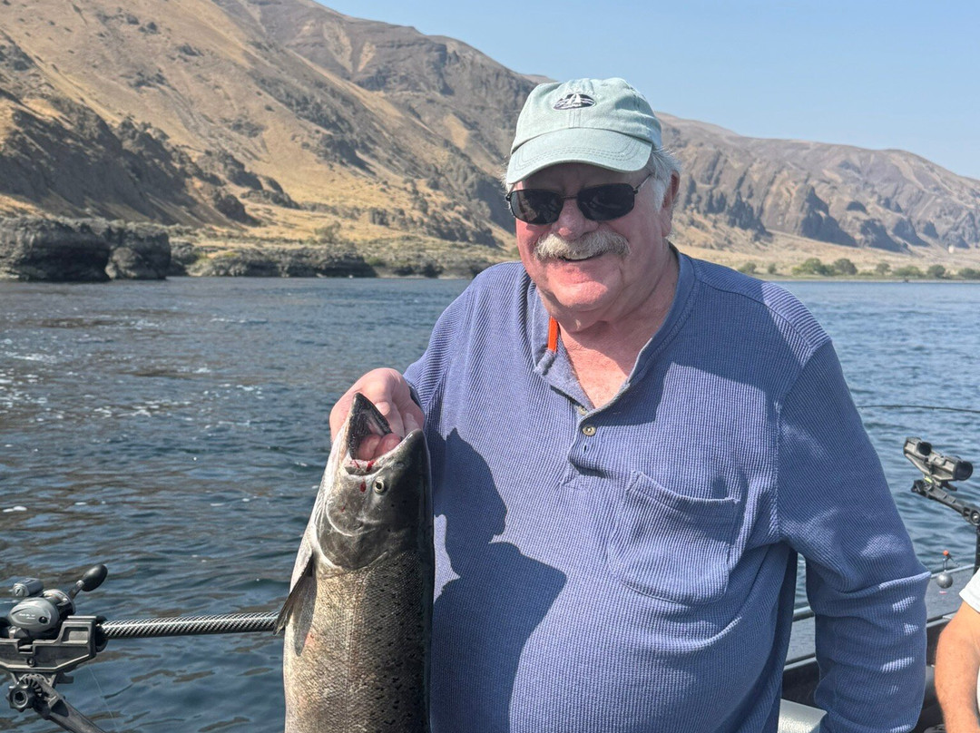 Bobber Down Guide Service-Chelan必去景点