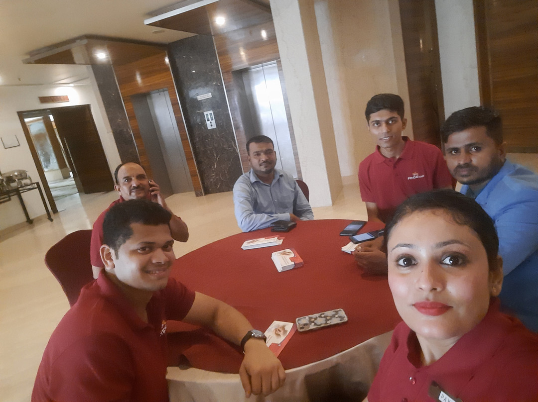 普莱德那格浦尔酒店主图