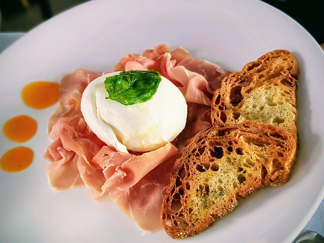 Salvo Osteria Romana