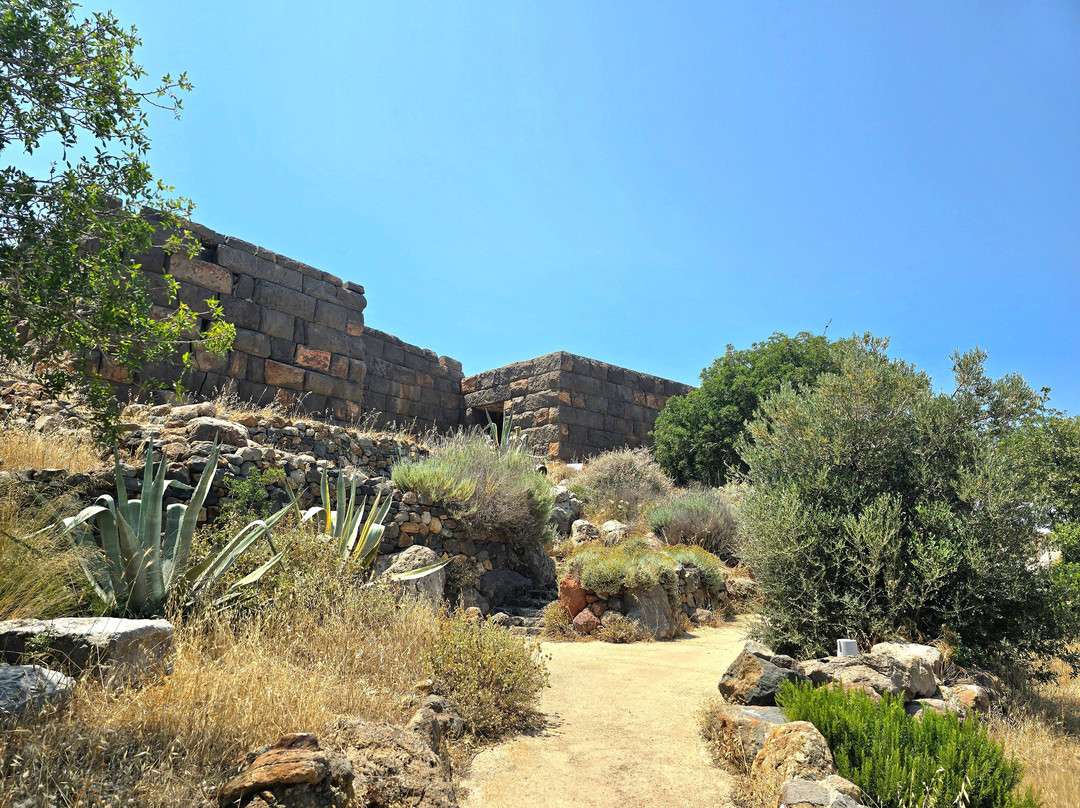 Paleokastro-Mandraki必去景点