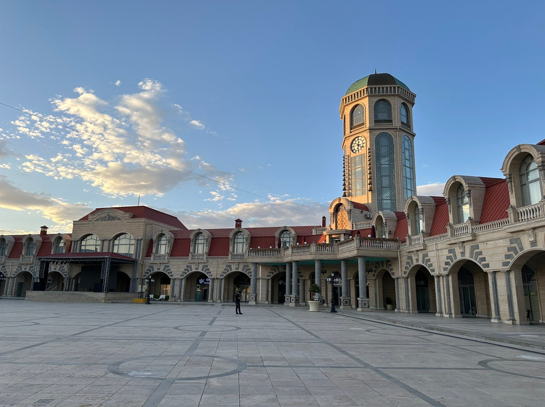 Saat Meydani Nakhchivan主图