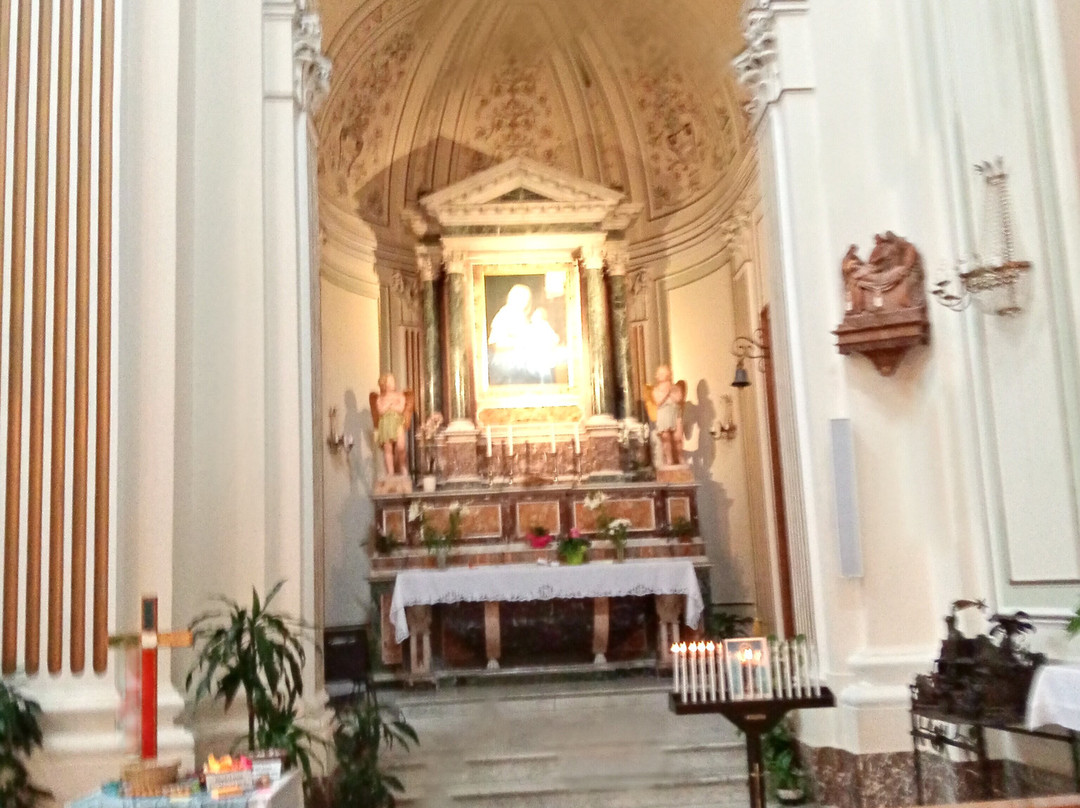 Chiesa di Santa Maria della Provvidenza-Zafferana Etnea必去景点