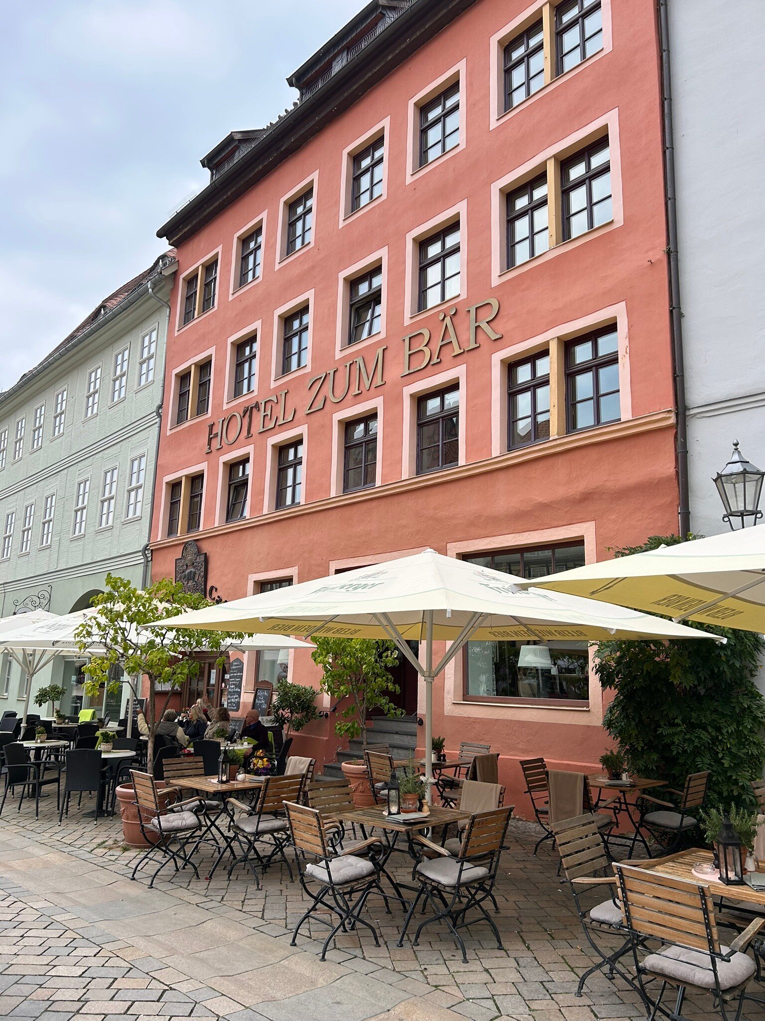 Hotel Zum Bar-官方