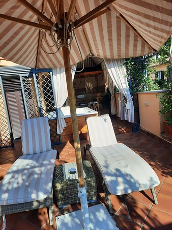 巴洛可酒店主图