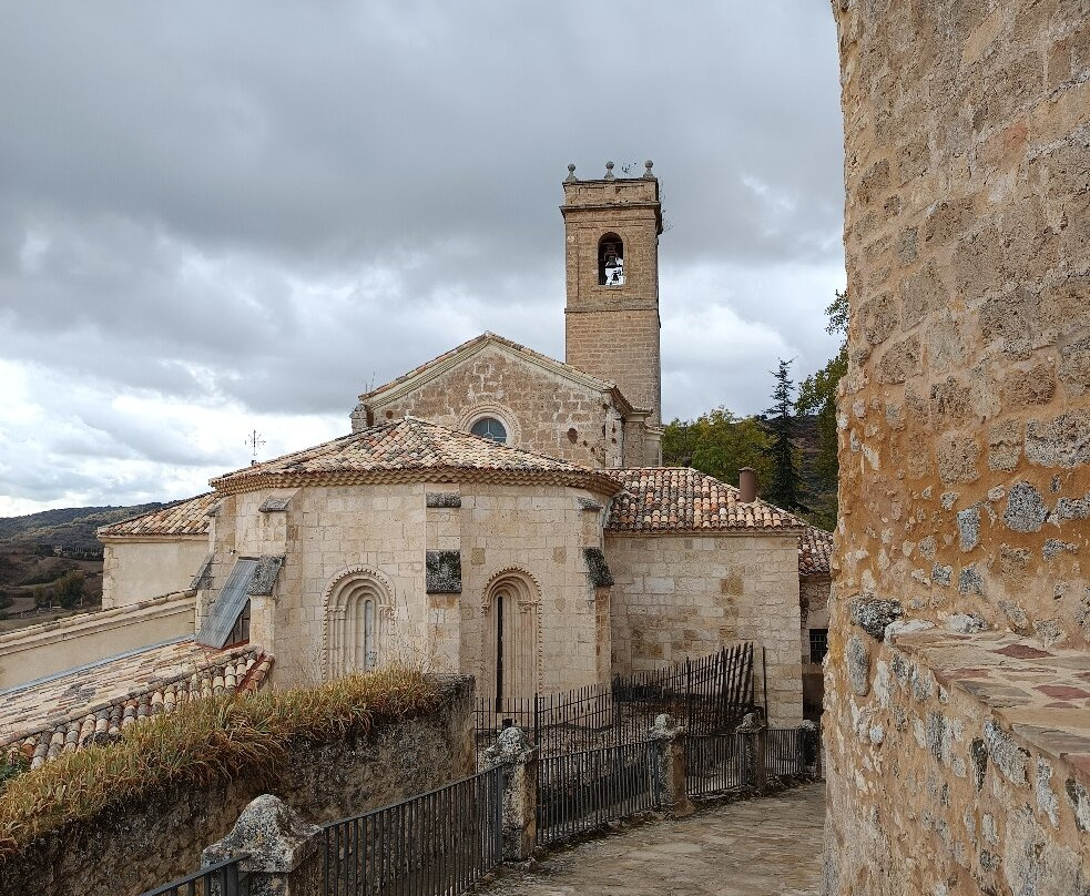 Iglesia de Santa Maria de la Pena-Brihuega必去景点