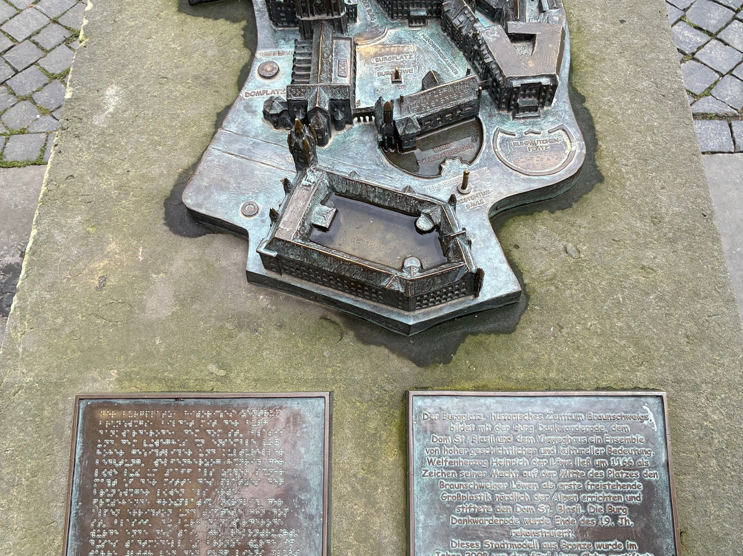 Burgplatz Braunschweig-布伦瑞克必去景点