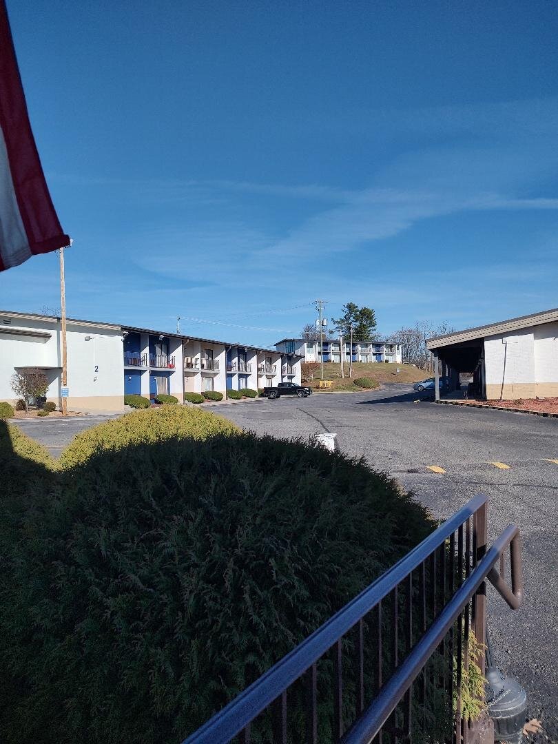 Travelodge by Wyndham Wytheville-浴室