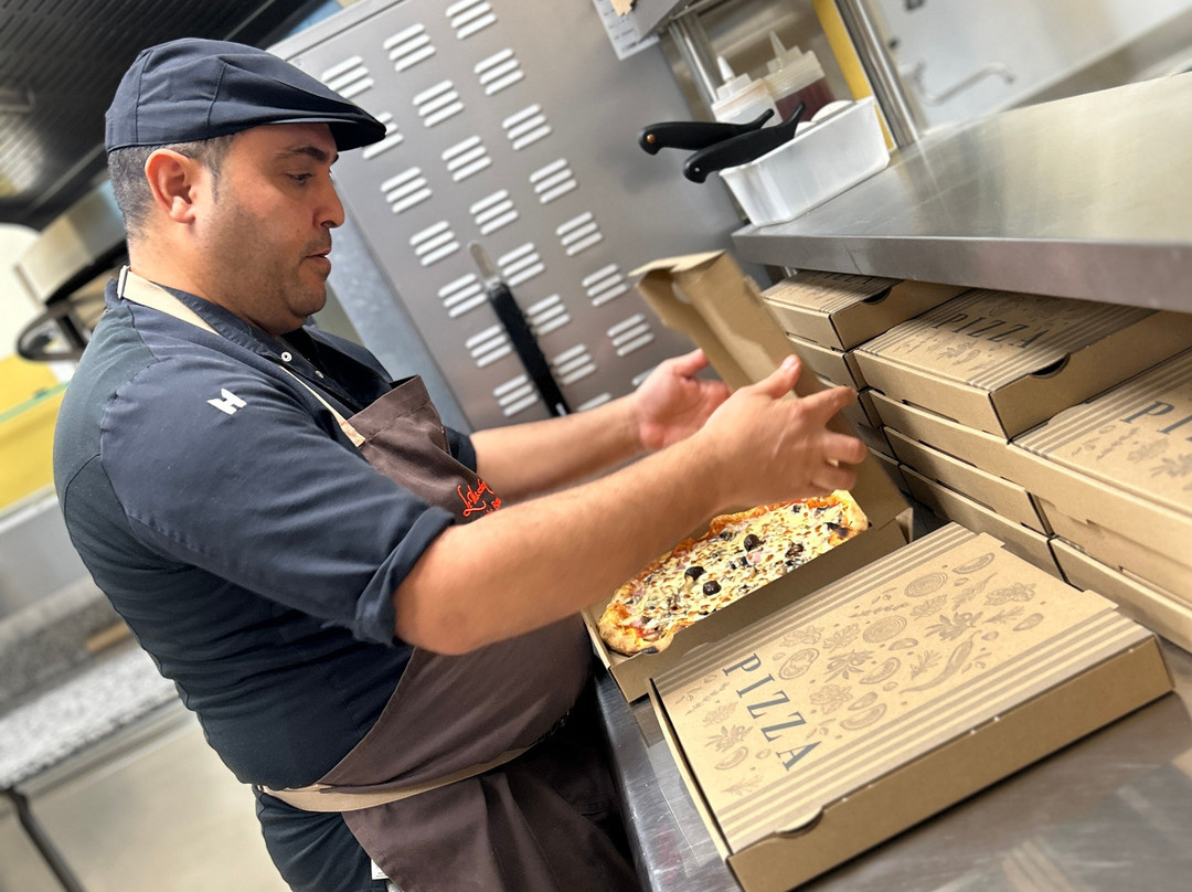 Pizzeria les 2 chats noirs