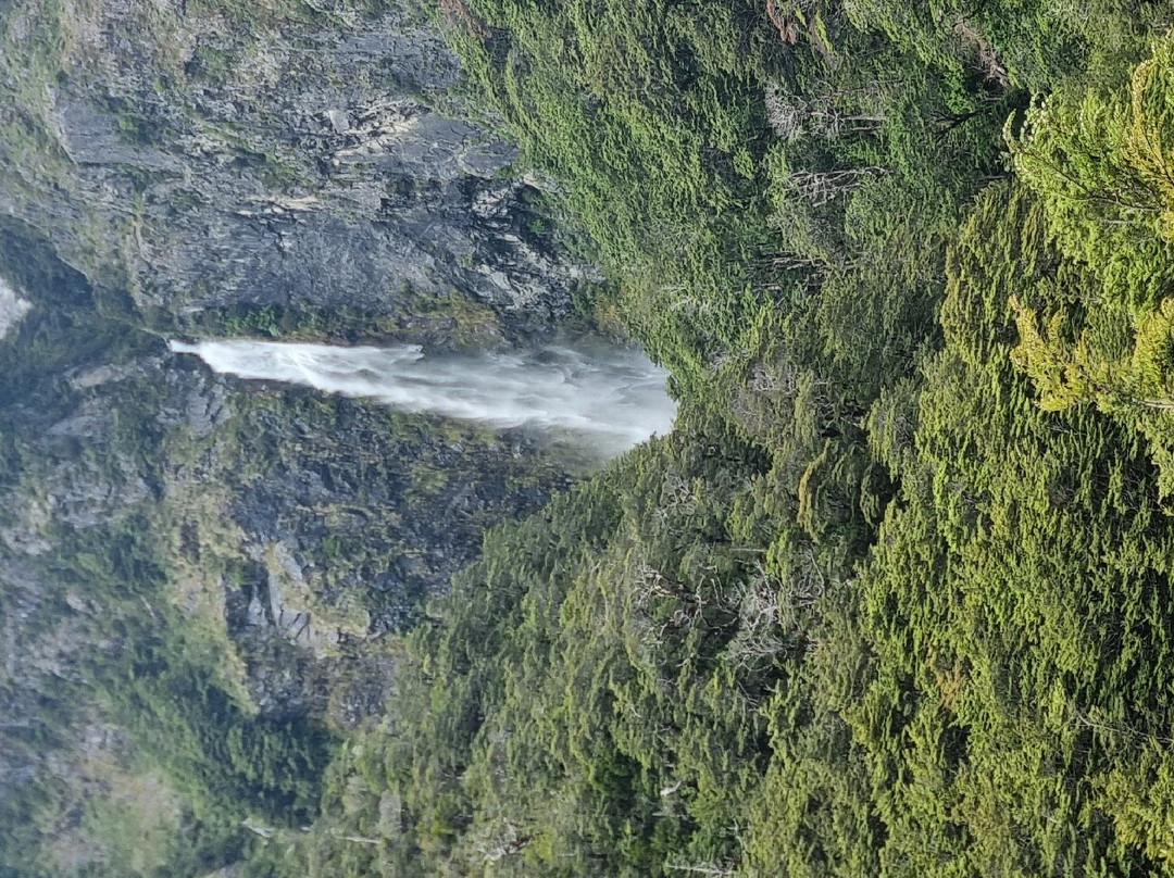 Devils Punchbowl Walking Track-亚瑟隘口国家公园必去景点