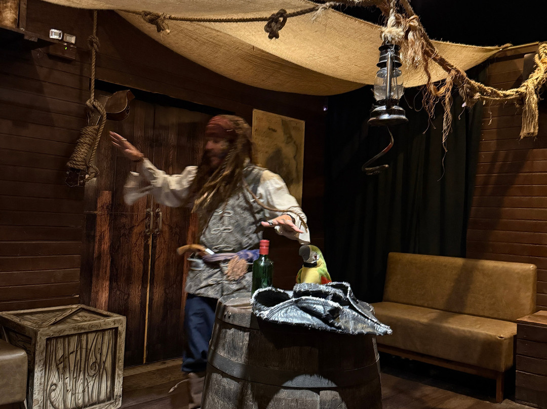 Aventura Pirata-康泊琉海水浴场必去景点