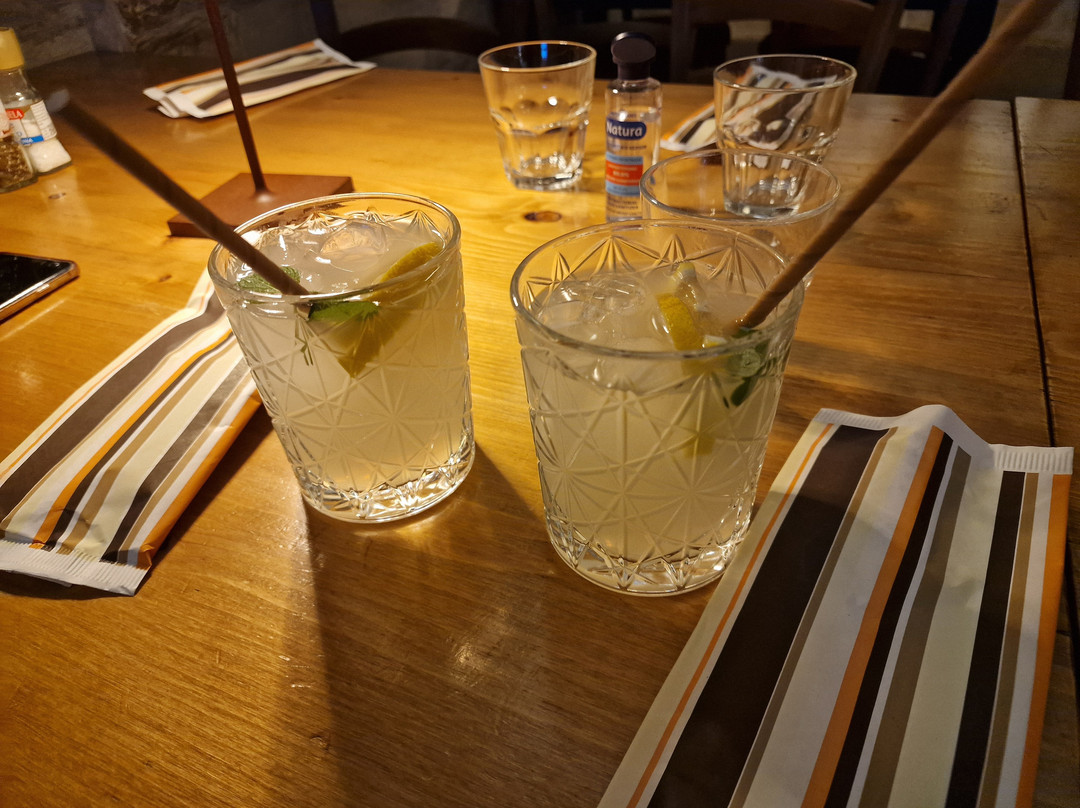 Palazzo Costanzo-姆迪纳必去景点