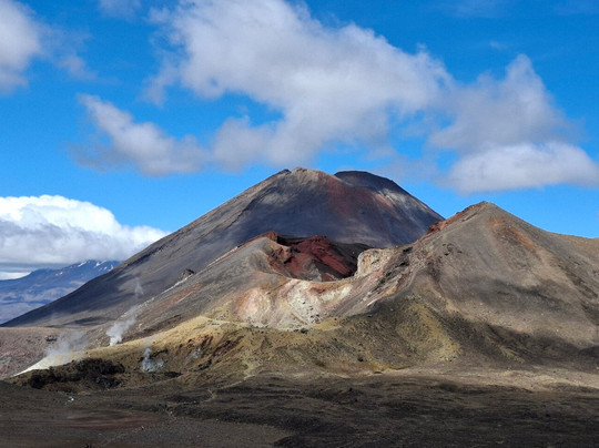 Tongariro Crossing Shuttles-汤加里罗国家公园必去景点