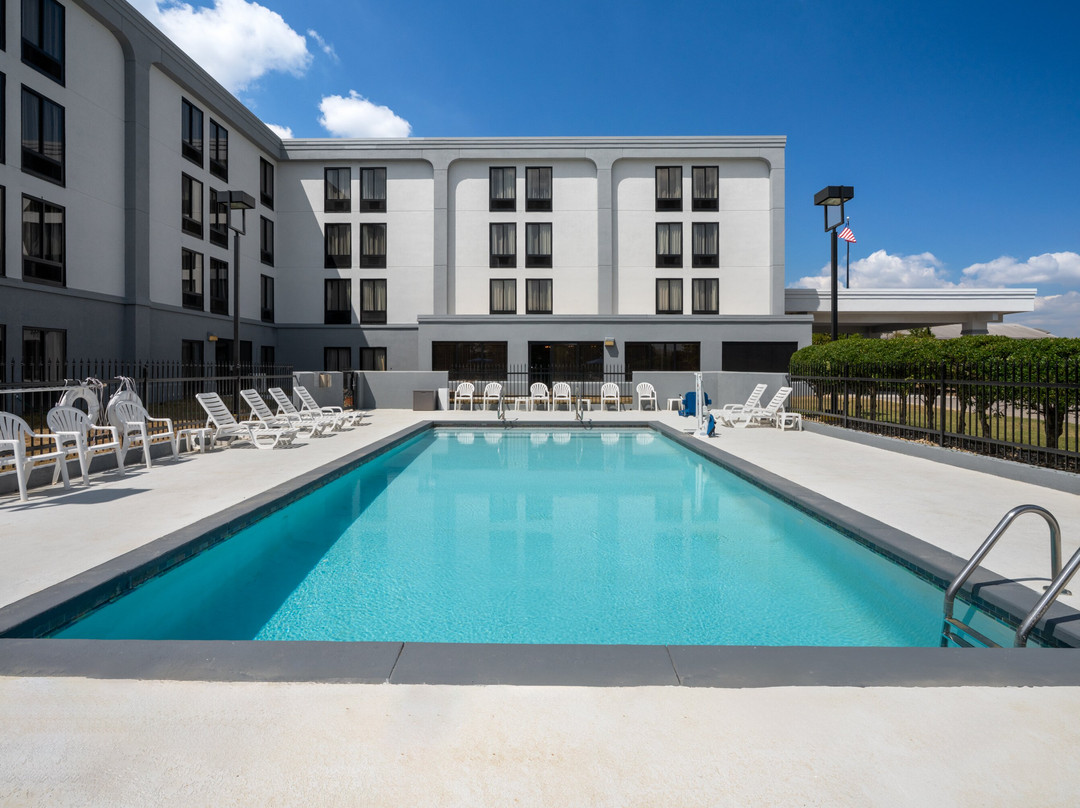 Hartselle酒店住宿-Spark by Hilton Decatur