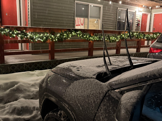 The Warren Lodge主图