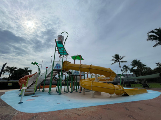 卡里恩斯椰子度假酒店主图