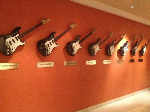 巴厘岛硬石酒店主图