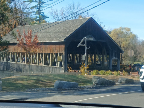 Quechee Bridge-Quechee必去景点