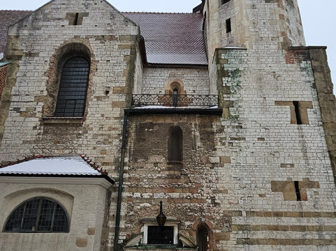 Church of St. Andrew (Kosciol Swietogo Andrzeja)-克拉科夫必去景点