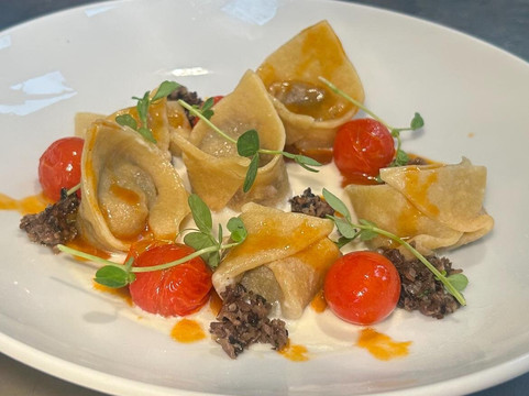 Narma Restaurant And Beach Club