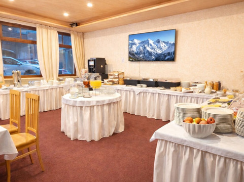 Batzenhausl Hotel主图