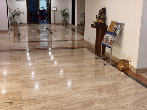 拉克萨罗瓦尔普奥特克拉恩斯酒店主图