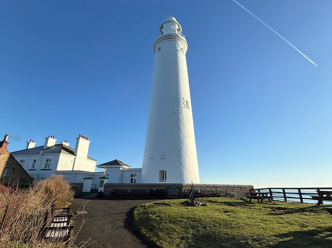 St. Mary's Lighthouse-惠特利湾必去景点