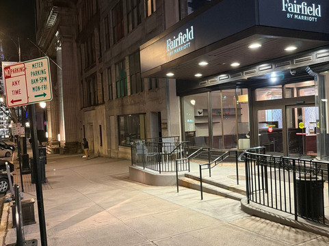 奥尔巴尼市中心费尔菲尔德客房及套房主图