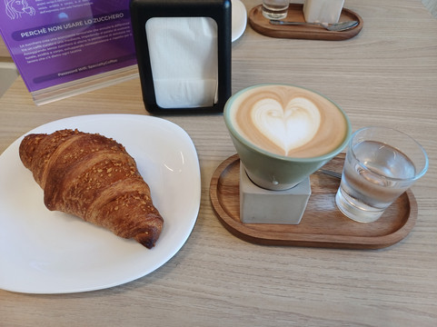 Stardust Slow Coffee Bar