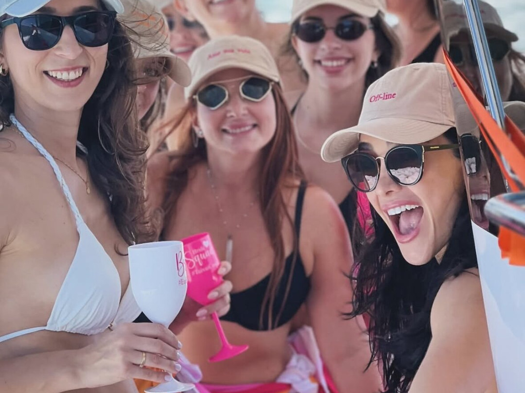 Passeios de Lancha SC-Picarras必去景点