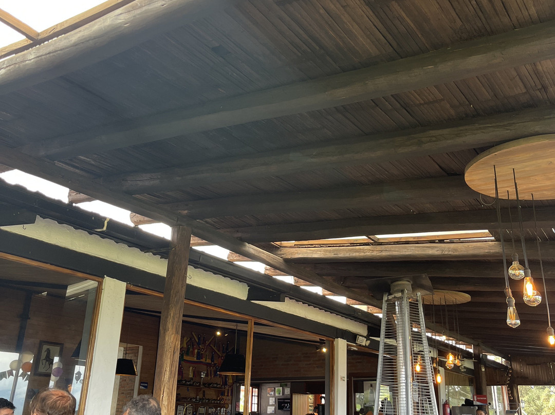 雷霍庄园酒店主图