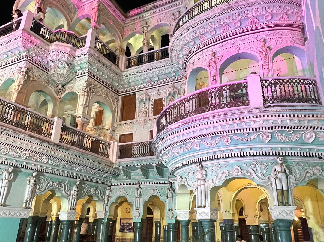 马尔吉加卡姆拉酒店主图