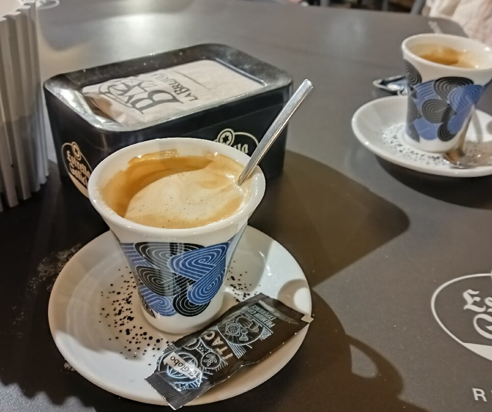 La Brujula Café-Mieres必去景点