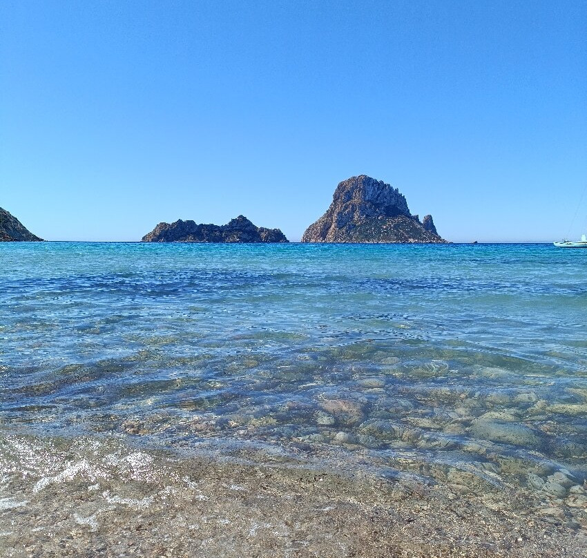 Platja de Cala d'Hort-桑特霍塞普德萨塔莱阿必去景点