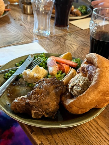 巴克法斯特达塔布瑞旅馆 - 格林国王旅馆-旅行者