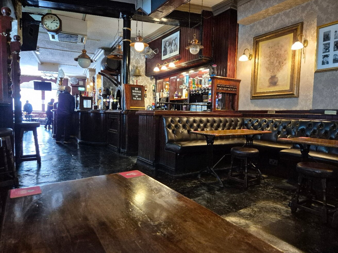 The Crocodile Public House