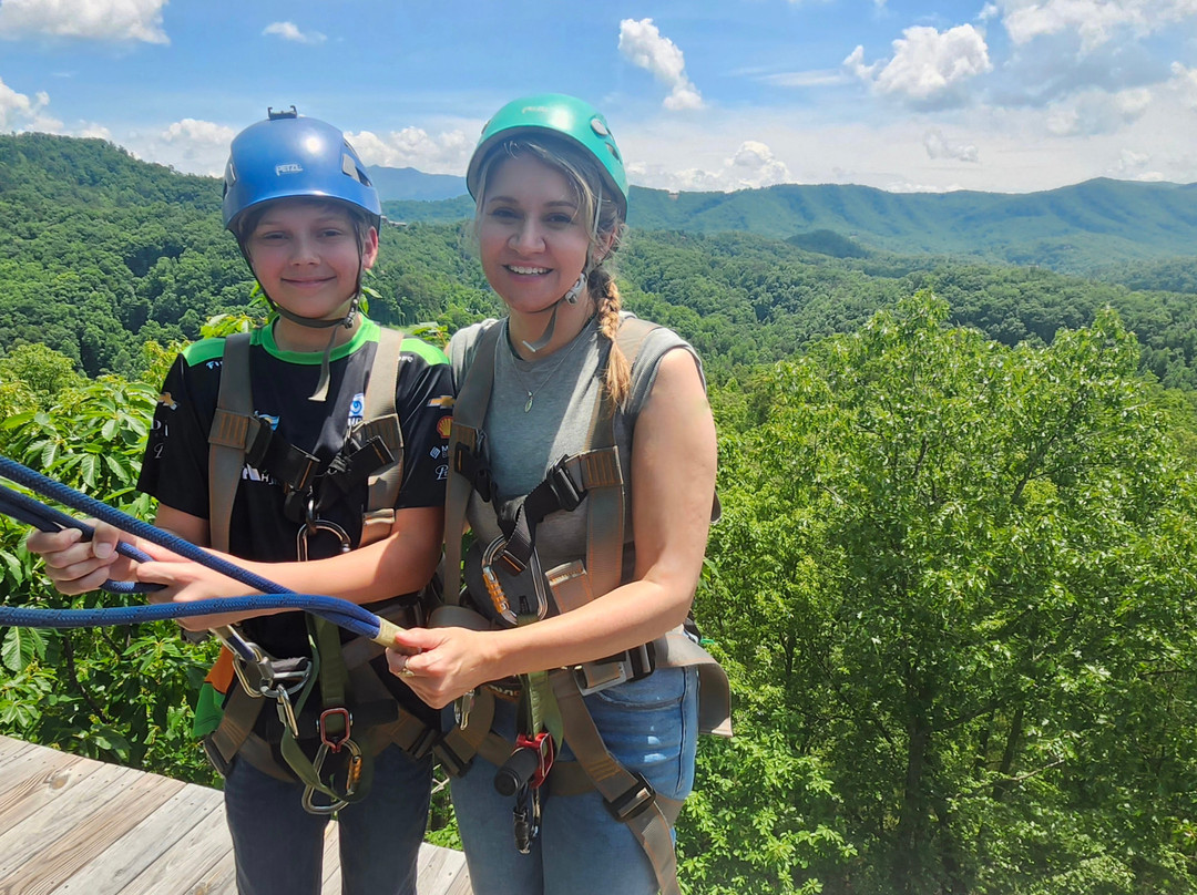 Smoky Mountain Ziplines-皮金福奇必去景点