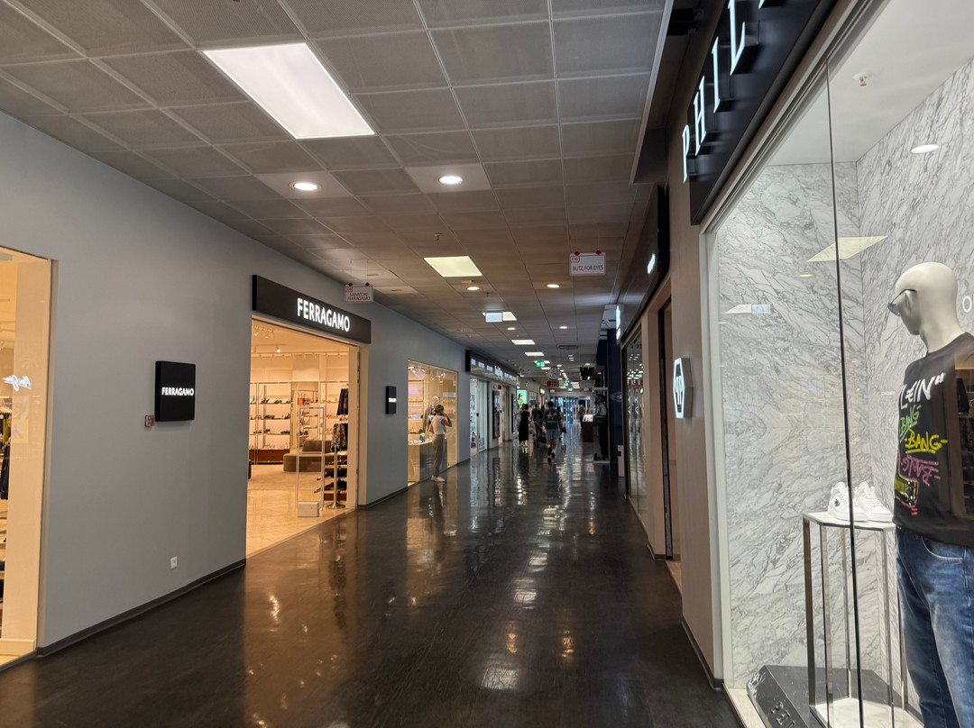 狐狸城奥特莱斯-门德里西奥必去景点