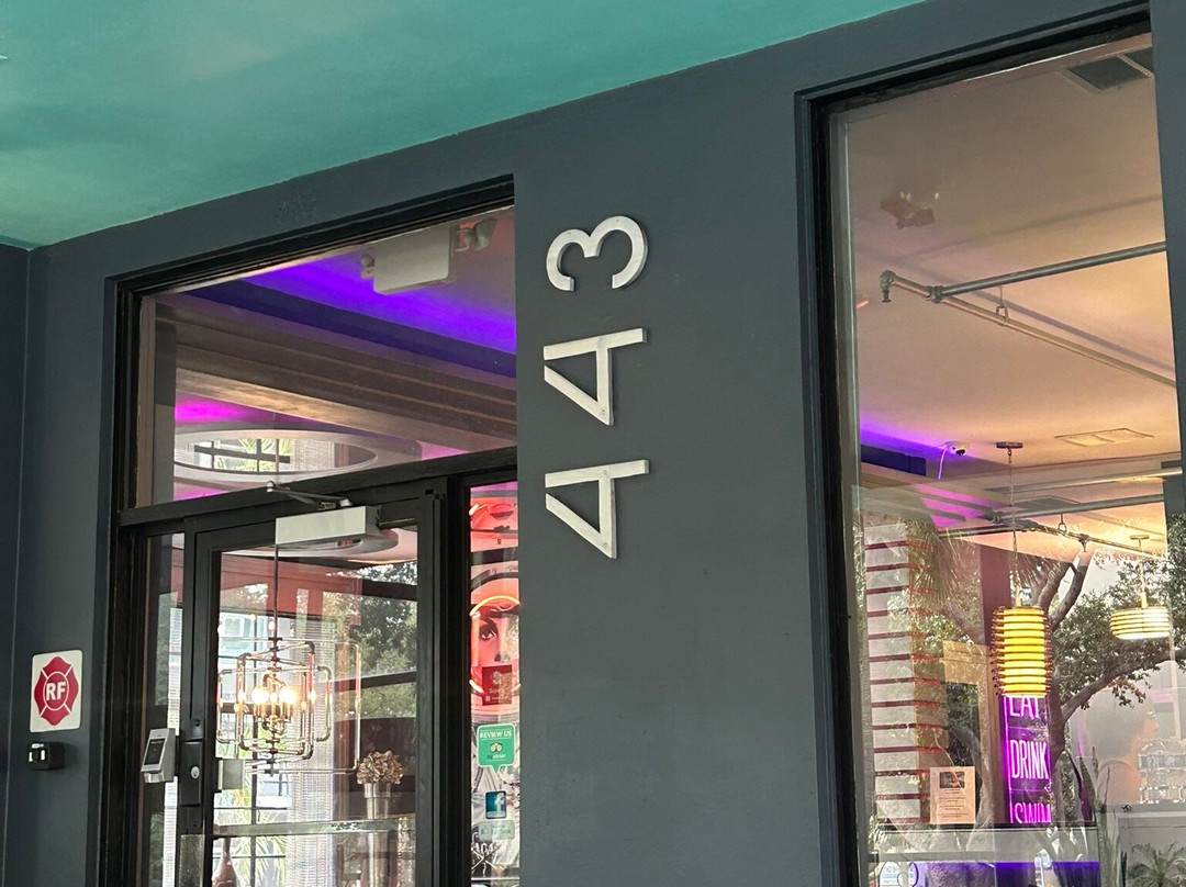 圣彼得堡市中心阿瓦隆酒店主图