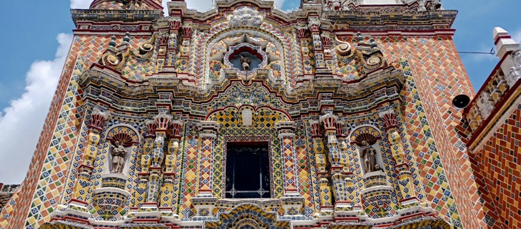 Templo San Francisco Acatepec-圣佩德罗乔卢拉必去景点
