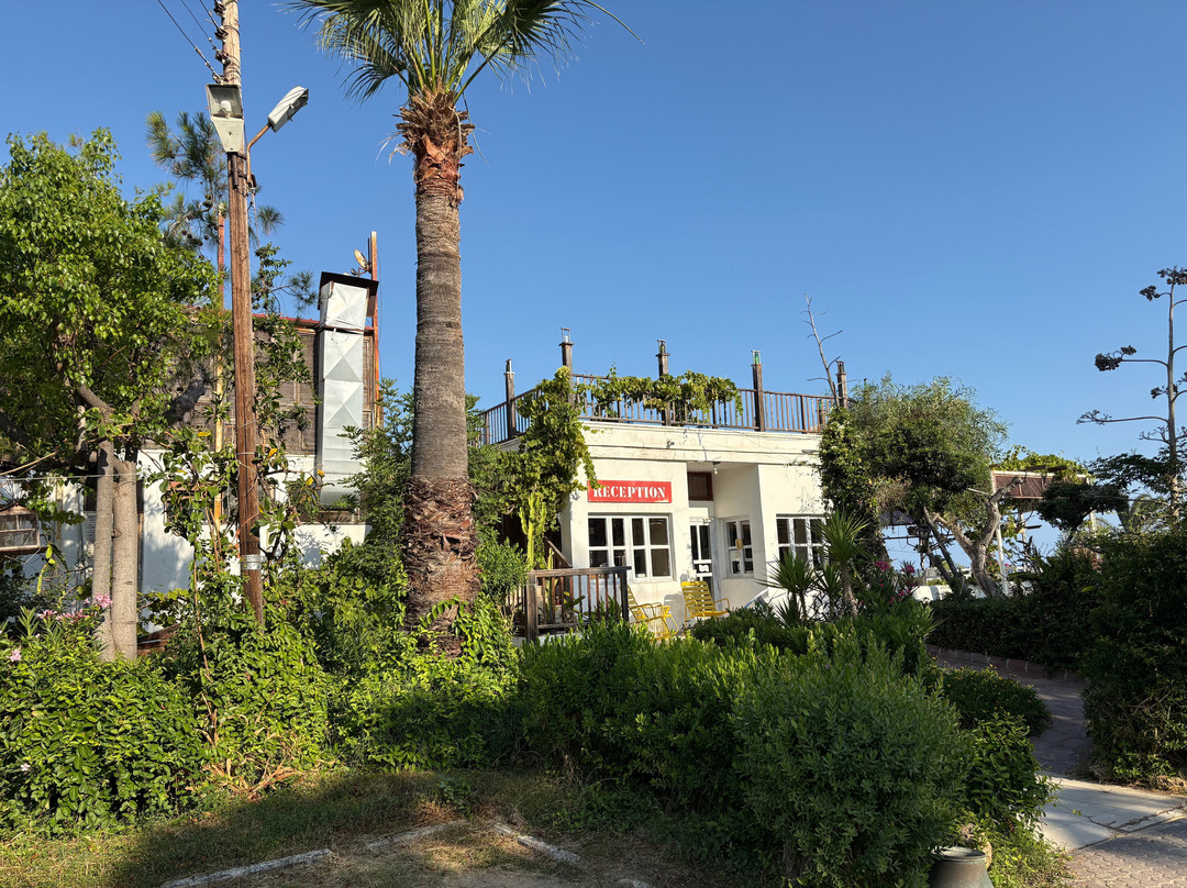 Riviera Beach Bungalows主图