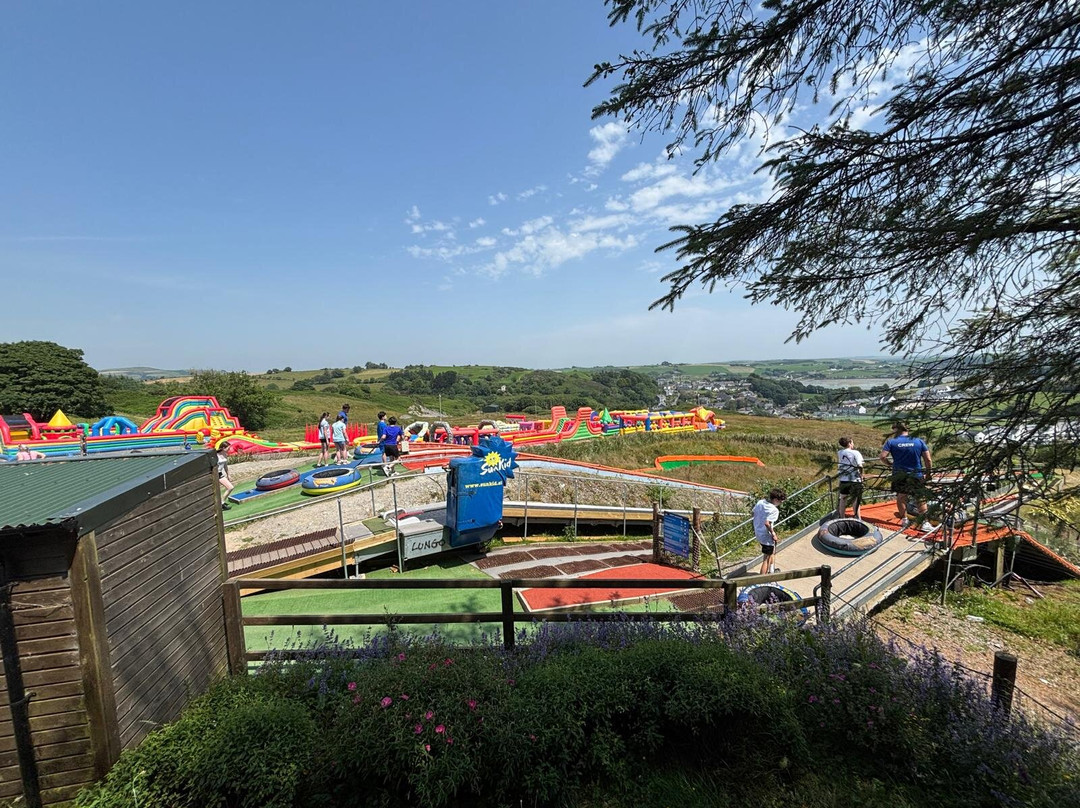 Smuggler’s Cove Adventure Centre-Rosscarbery必去景点