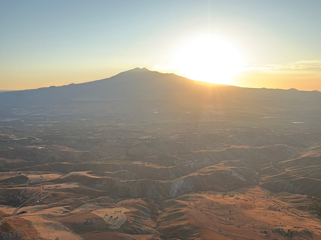Volare sull'Arte Sicily-Centuripe必去景点