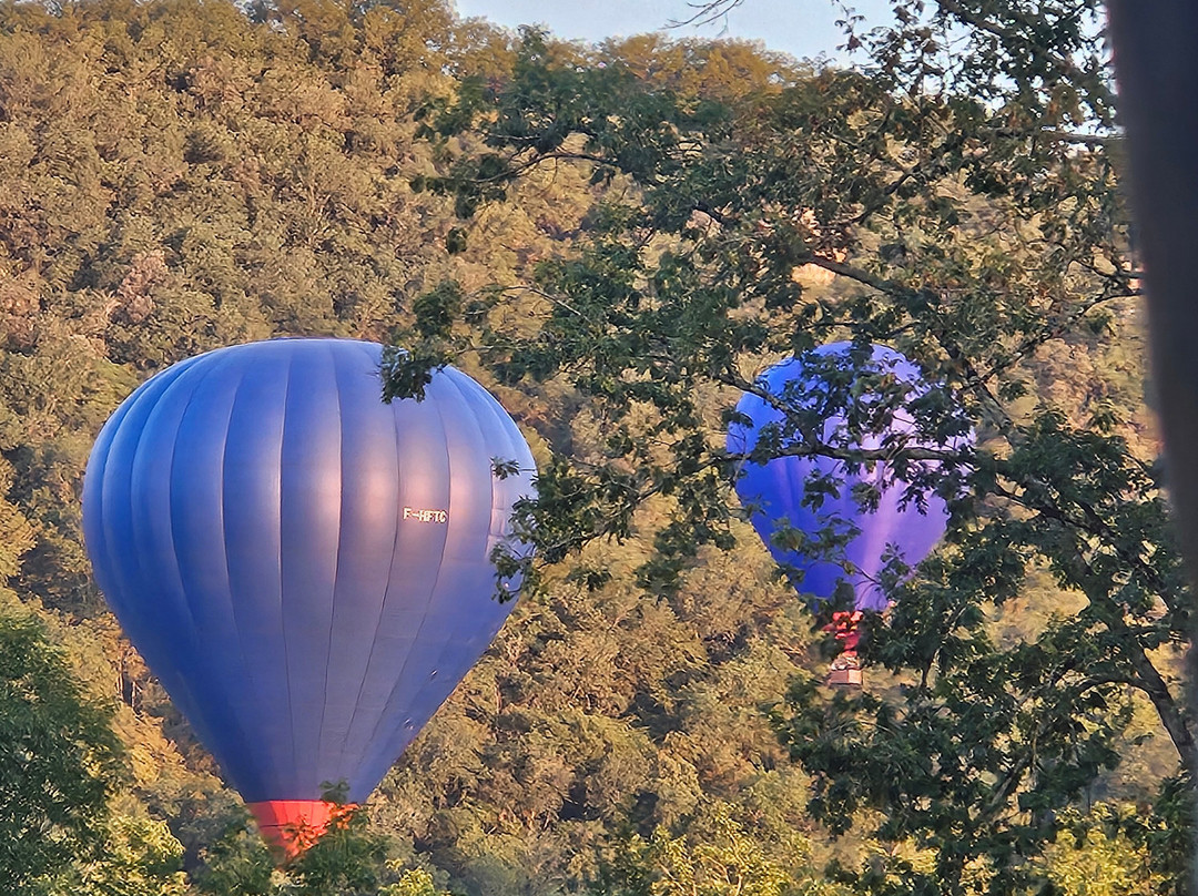 Montgolfiere et Chateaux-贝纳克和卡泽纳克必去景点