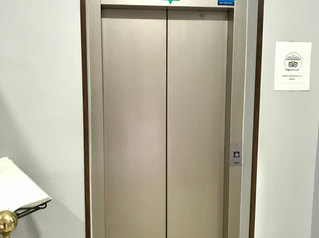塞万提斯酒店主图