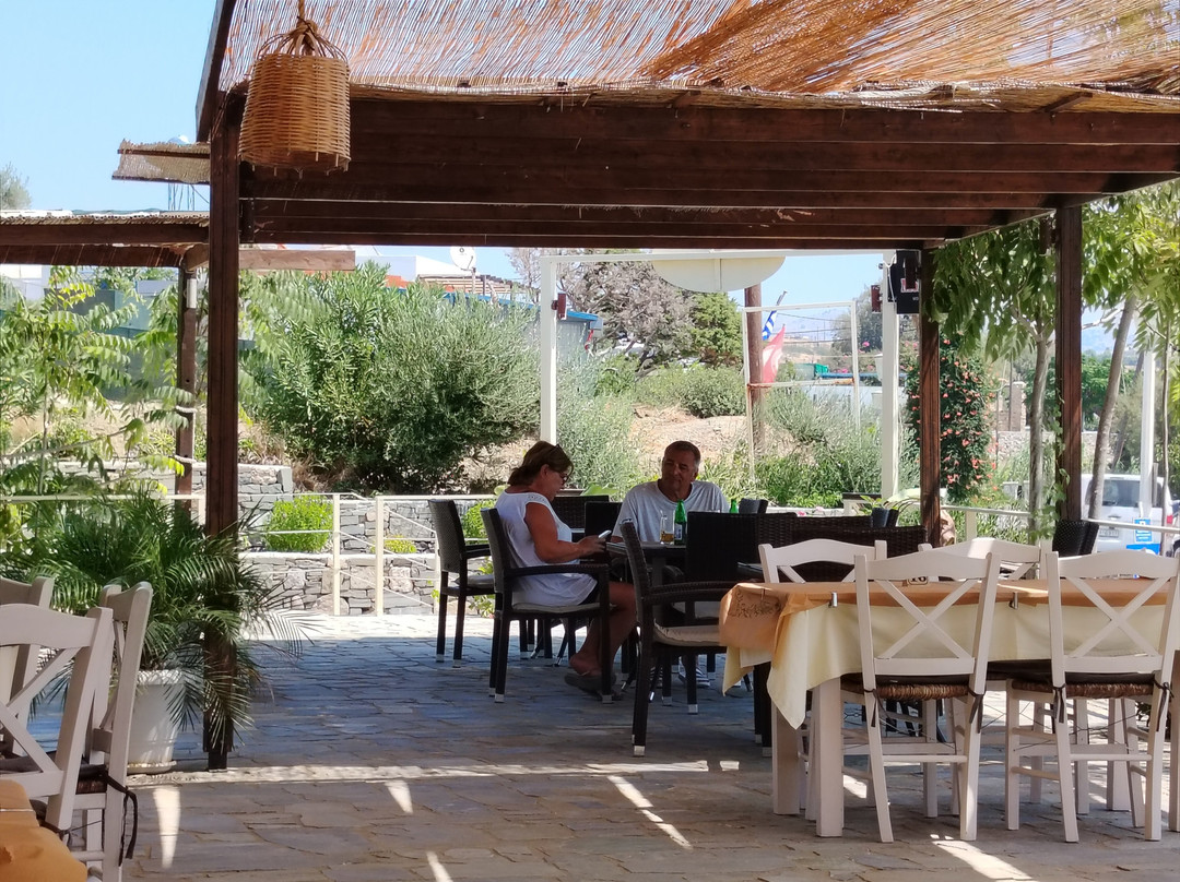 Sirocco Beach Bar & Restaurant