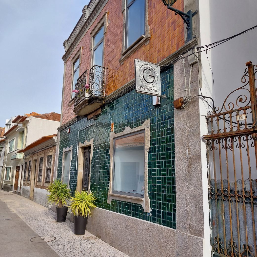 Feel at Home Guest House-旅行者